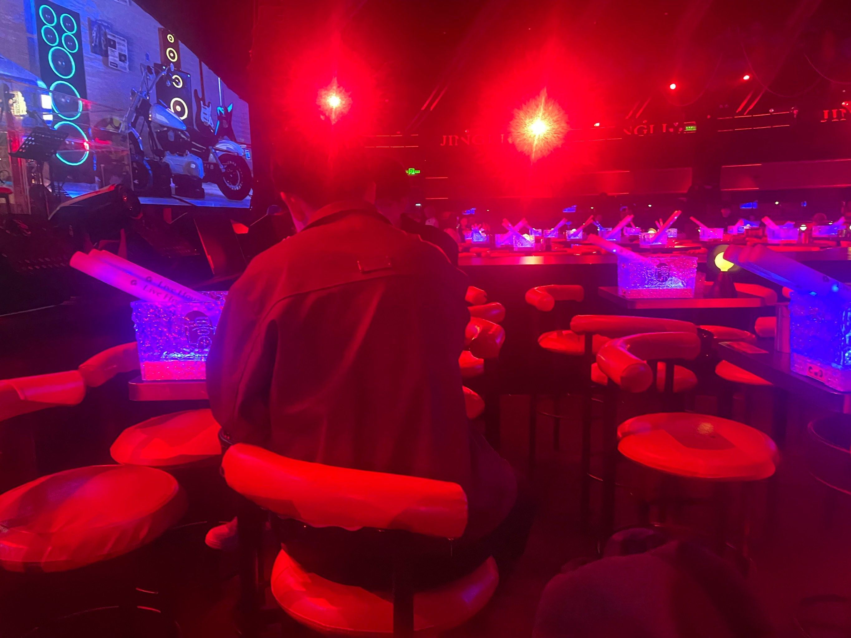 怀化商务ktv首选，超高性价比-溆浦县ktv预定